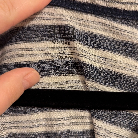 a.n.a Blue and White Striped Top size 2x - Picture 3 of 5